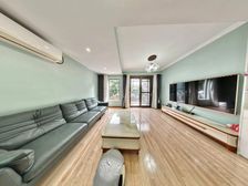 星晨花园三期 5室2厅 125平