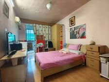 (帝王楼层)漕河经桂平小区的一房一厅看房滴滴我哟