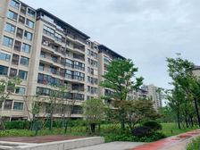 绿地波洛克,3室2卫,大阳台,格局好,全明户型,视野开阔