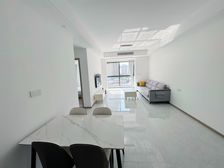 保真丶新上!业主直售丶轻轨陈家坪站丶5年内次新小区丶拎包入住