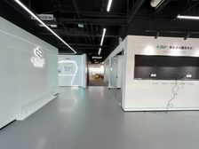 上地核心区丨落地窗丨精装带家具丨交通方便丨双地铁丨随时看房