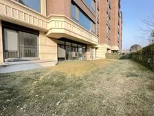 一楼复式四居室,带大院子,大华紫郡四区 新社区地下空间大好用