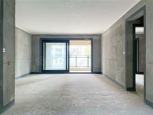 板楼 得房率高 满二 车位充足 产权清晰 电梯房