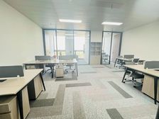 前滩江程广场,面积60到500平方,定制精装修,4条地铁线