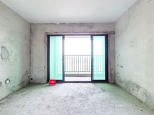 急卖单价6千手付10w 400米火炬地铁口 19楼好楼层安静