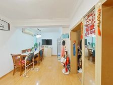 老客户委托!一楼送35平大院子!采光无忧!低总价!模范 !