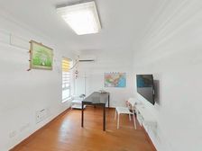 笋盘!( 小付有钥匙)双南两房!一梯两户!小区中心位置