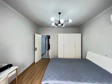 业主离沪急售,租金可达5k,近地铁三轨出行,精装修带家具家电