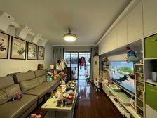 樟馨家园 现场实拍 顶复式四房 带超大露台 带固定车位