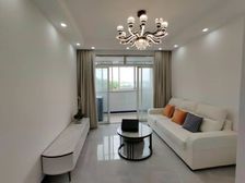 出门地铁站 河畔雅苑 现浇房 位置佳 拎包入住 随时看有车位