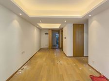 带装修家具家电,地铁口, 通透户型