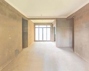 九龙湖金麒麟小区 毛坯三房端户 诚意出售 随时看房