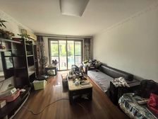 小区中心 临河位置,户型正气,附送车位,真的要抓紧了,实惠