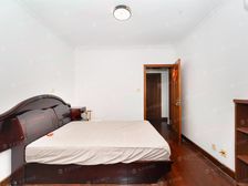 小区绿化高 临地铁 低容积 南北通透 产权清晰 大两居