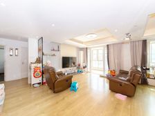 电梯顶楼大复式 近地铁口 可三代同堂 可拎包入住