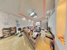 时代花城三期 3室1厅 东南