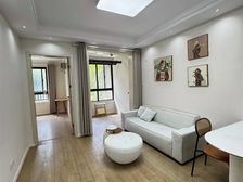 精装修一房,看房有钥匙,采光刺眼,花园位置,诚心卖, 。