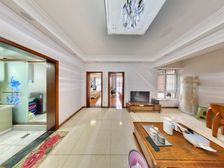 蓉树园 3室1厅 东南