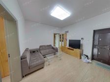 17楼的15楼,中间套7平3面落地大阳台,全南大2房采光好