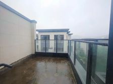 万科棠樾(别墅七期全新别墅 离湖边非常近带大院子 诚心出售