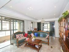 新出必看好房,房子户型非常棒的,房东诚心出售价格可谈