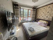 60万豪华装修!全屋中央空调,大3室2厅2卫!房东置换急急!