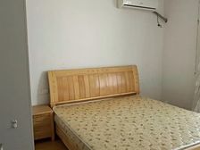 听潮一村 一楼带院子 位置好 二中教育 看房方便 诚心出售