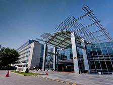 上地西二旗地铁旁 精装甲级写字楼出租 带家具 含发票 带车位