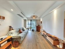 前排一线湖景房,日式风格设计新颖大四房中楼层保养好