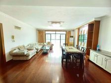 爱盛家园精装修三房,近地铁200步,带固定车位,看房有钥匙!