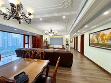 动物园旁23年小区 品质大平层洋房小区 精装修实木家具 横厅