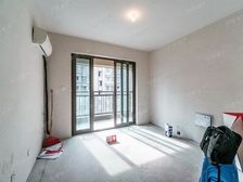 必卖好房,钥匙房。买进没有住过,无贷款无 ,随时交易