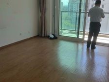 经纬2期南北通三房.中区.看出去整个公园.房型正气.有钥匙