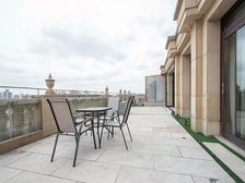 真实在售!华润外滩!黄埔一梯一户 赠送220平露台 豪华装修