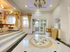 (急)蓝郡顶楼复式带露台 东南朝向视野好