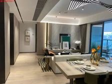 高新龙湖天街旁 近轻轨南北通透央企精装三房 纯洋房社区 配套