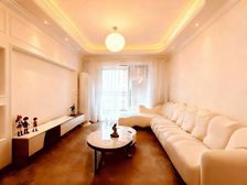 新上房源丶三号轻轨线旁(带车位带家具家电)价格可聊