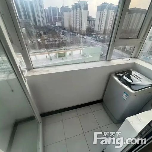 盛德东兴家园(东区)精装修房 家电齐全,随时入住,1室!