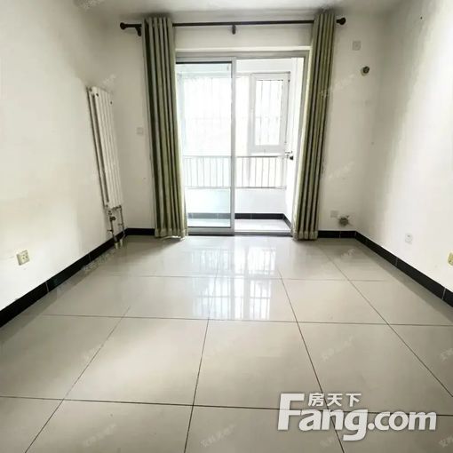 丰台盛德东兴家园(南区)电梯房初次出租1居2500.00元