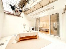 新上精装房!一梯两户高性价比 带超大花园!诚意卖 看房方便!