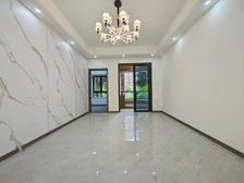 急卖!50多个买精装3房!6号线轻轨旁!围合式大中庭!