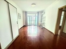 医疗配套成熟 满五 装修好 有电梯 交通便捷 南北通透