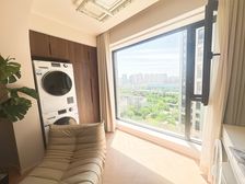 在这大上海地铁口有一个属于自己的小家它比什么都强