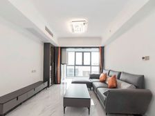 真实在售,苏河湾板块,汉中路地铁口,业主出国急售!随时可看!