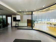 免租3个月丨总部基地丨电梯口带家具丨公摊小双面采光