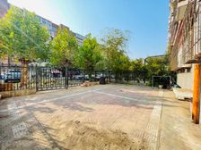 带90平院子 20平地下室