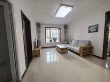 五洲国际纯商品,91平南北通透两居,老证带储间,观景好房