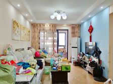 超大社区 小三居 商业配套齐全 临地铁 楼龄新