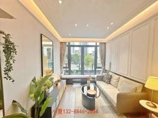 地铁口热门房源!带租5000,爆炸人流!急售,月租抵月供