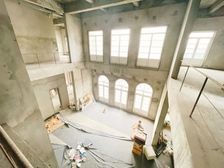 小区专家 花园占地10亩 南北双花园 户型正气 客厅挑高 诚